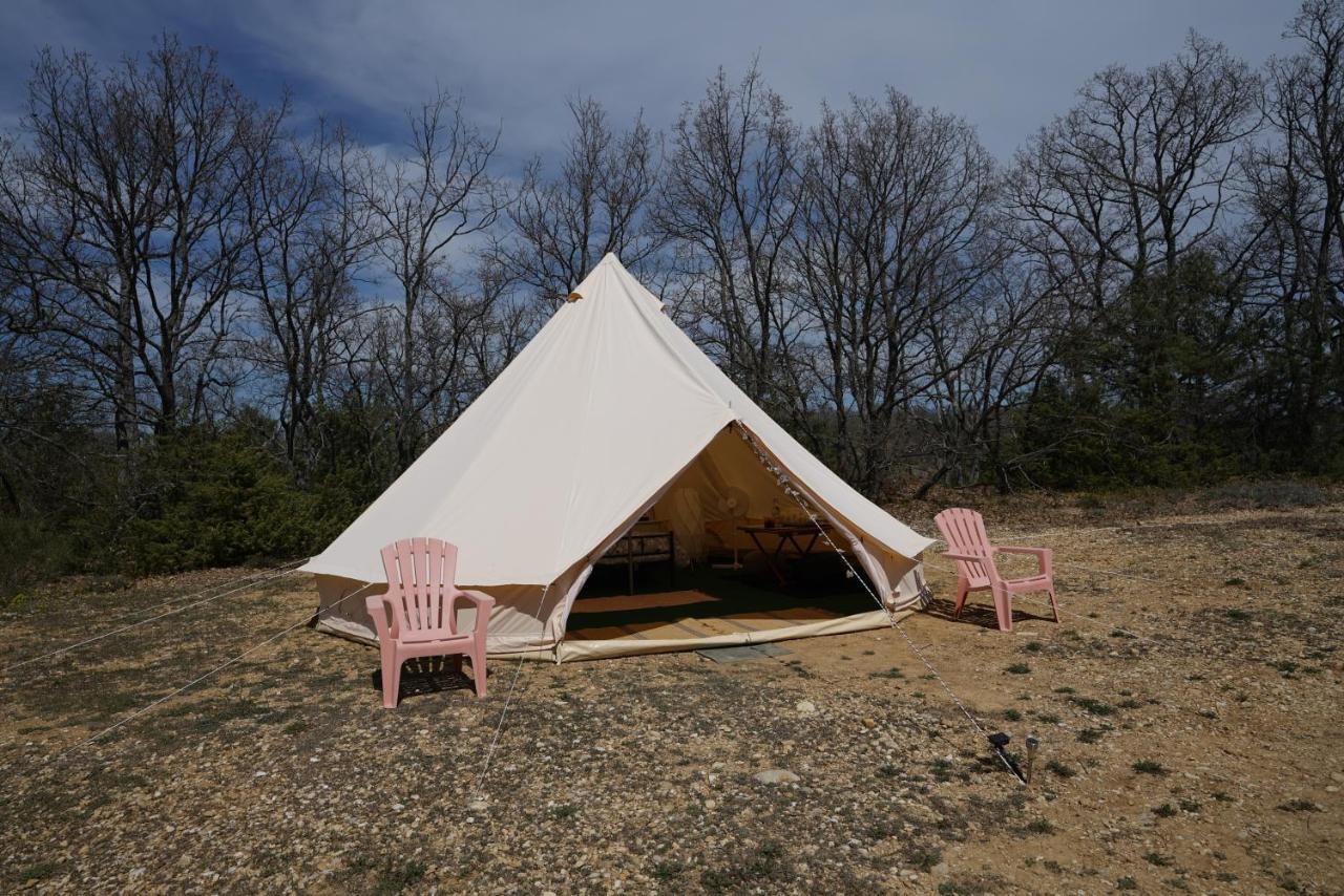 Camping Arbre De Vie Монтаньяк Экстерьер фото