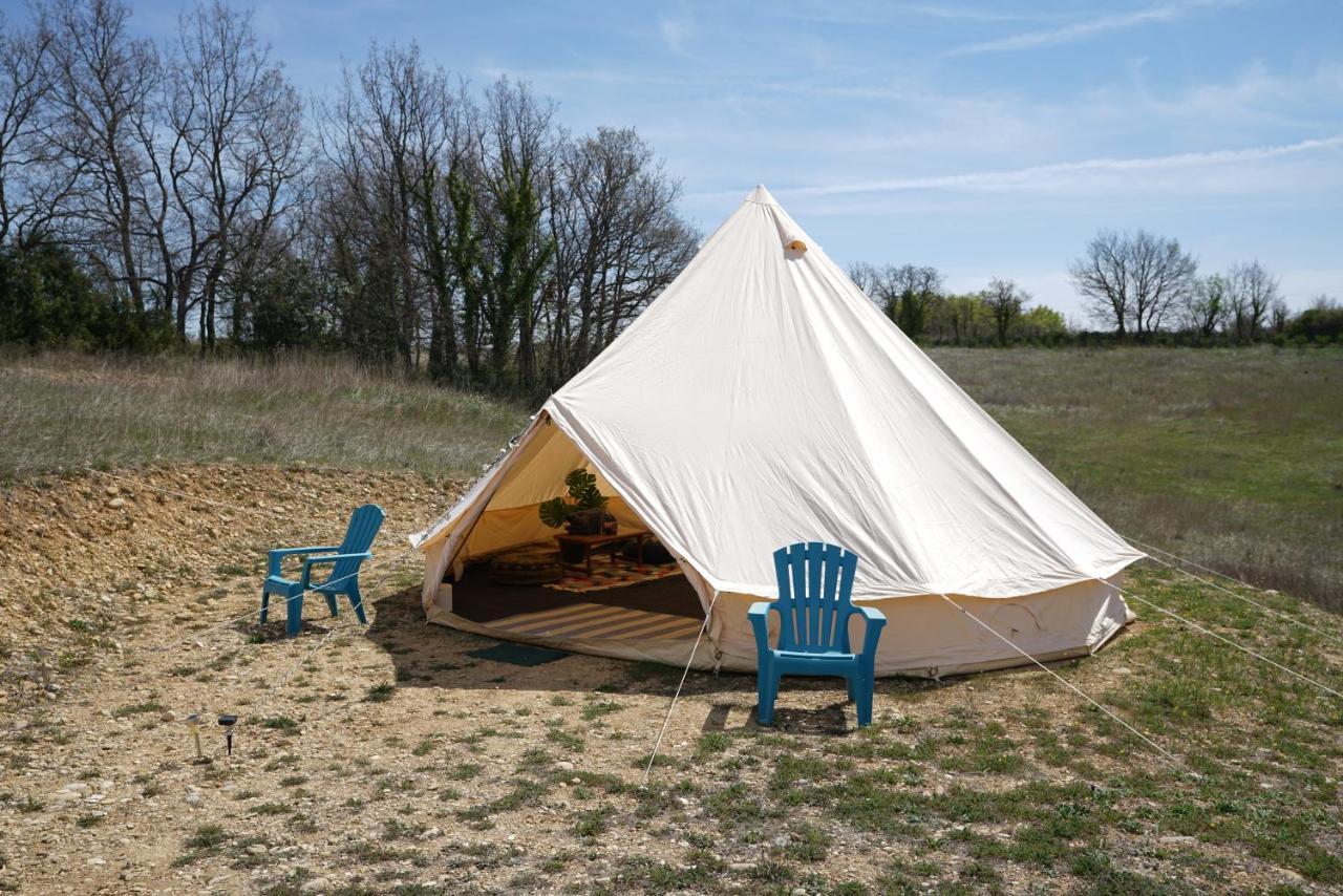 Camping Arbre De Vie Монтаньяк Экстерьер фото