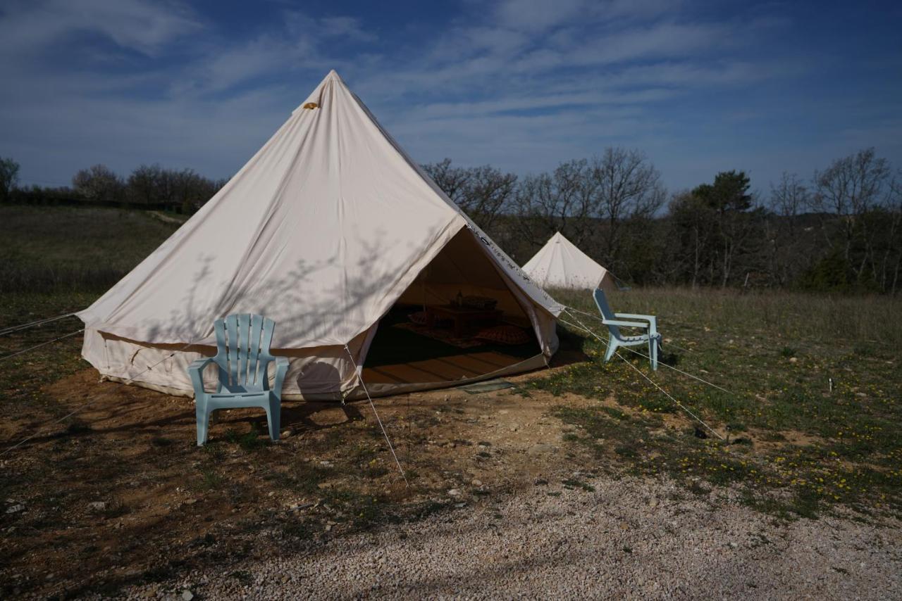 Camping Arbre De Vie Монтаньяк Экстерьер фото