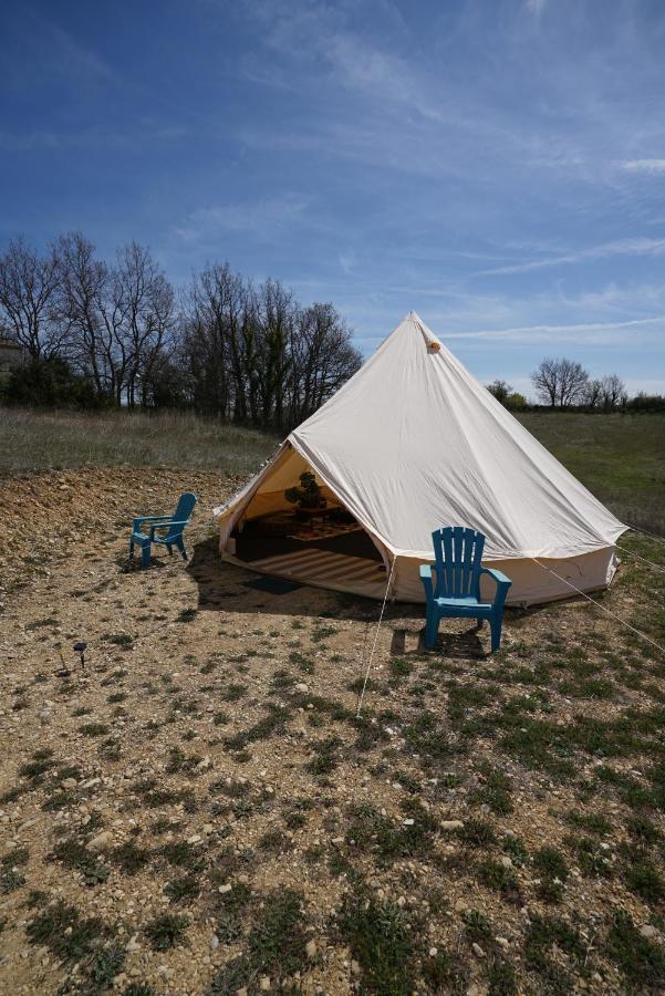 Camping Arbre De Vie Монтаньяк Экстерьер фото