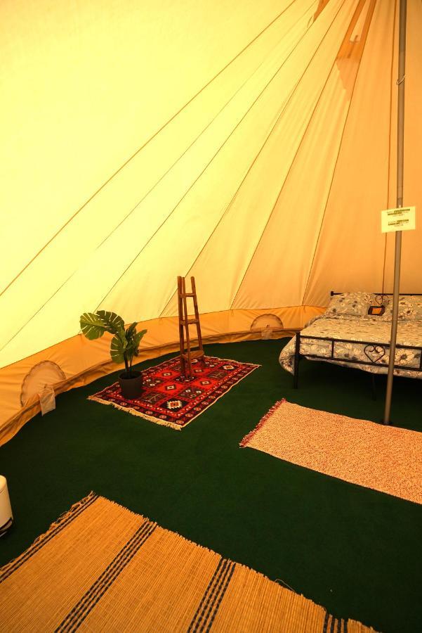 Camping Arbre De Vie Монтаньяк Экстерьер фото